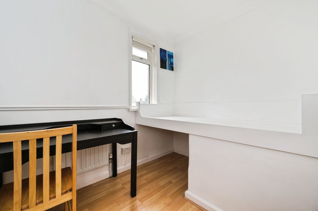 Additional image 12 of 4 bed semi-detached house for saleWoodcote Road, Southampton SO17