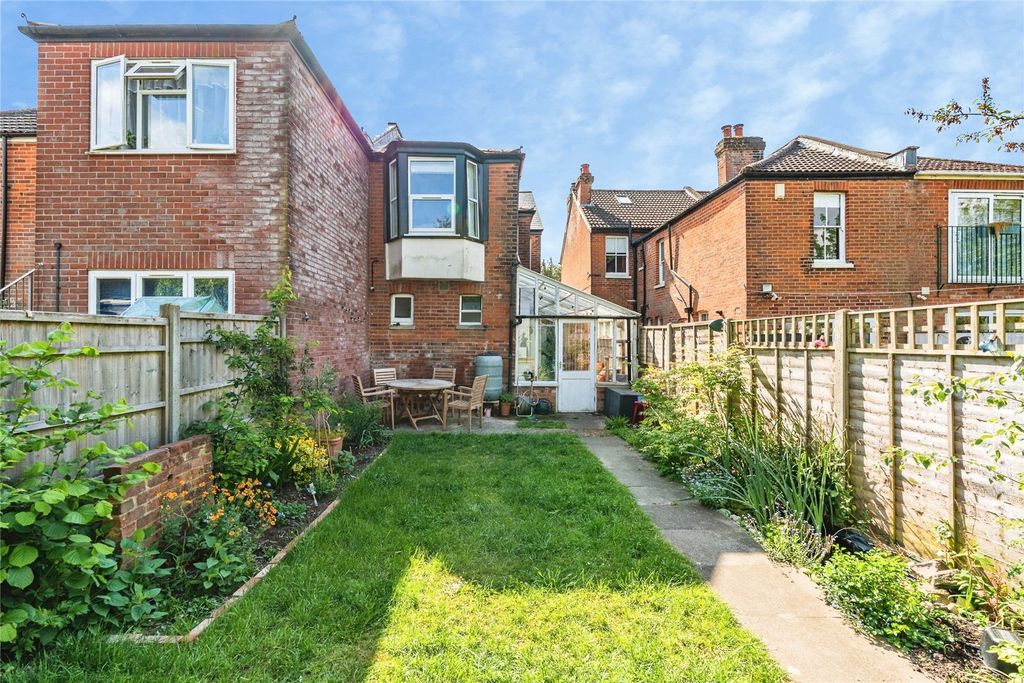 Additional image 22 of 4 bed semi-detached house for saleSuffolk Avenue, Shirley, Southampton, Hampshire SO15