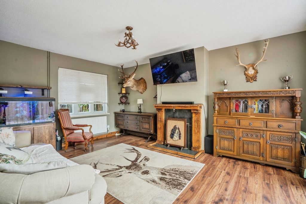 Additional image 3 of 4 bed semi-detached house for saleDeal Road, Portsmouth PO6