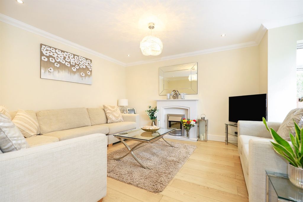 Additional image 5 of 6 bed detached house for saleWhimsey Close, Willenhall WV12