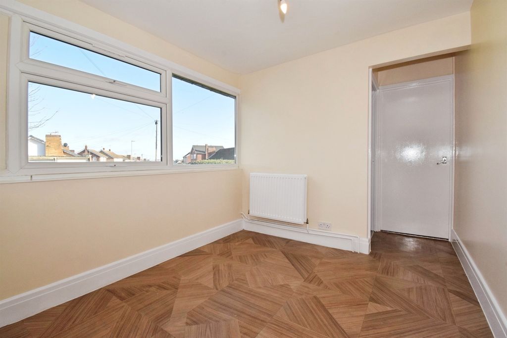 Additional image 6 of 2 bed flat for saleKenilworth Road, Wigston LE18