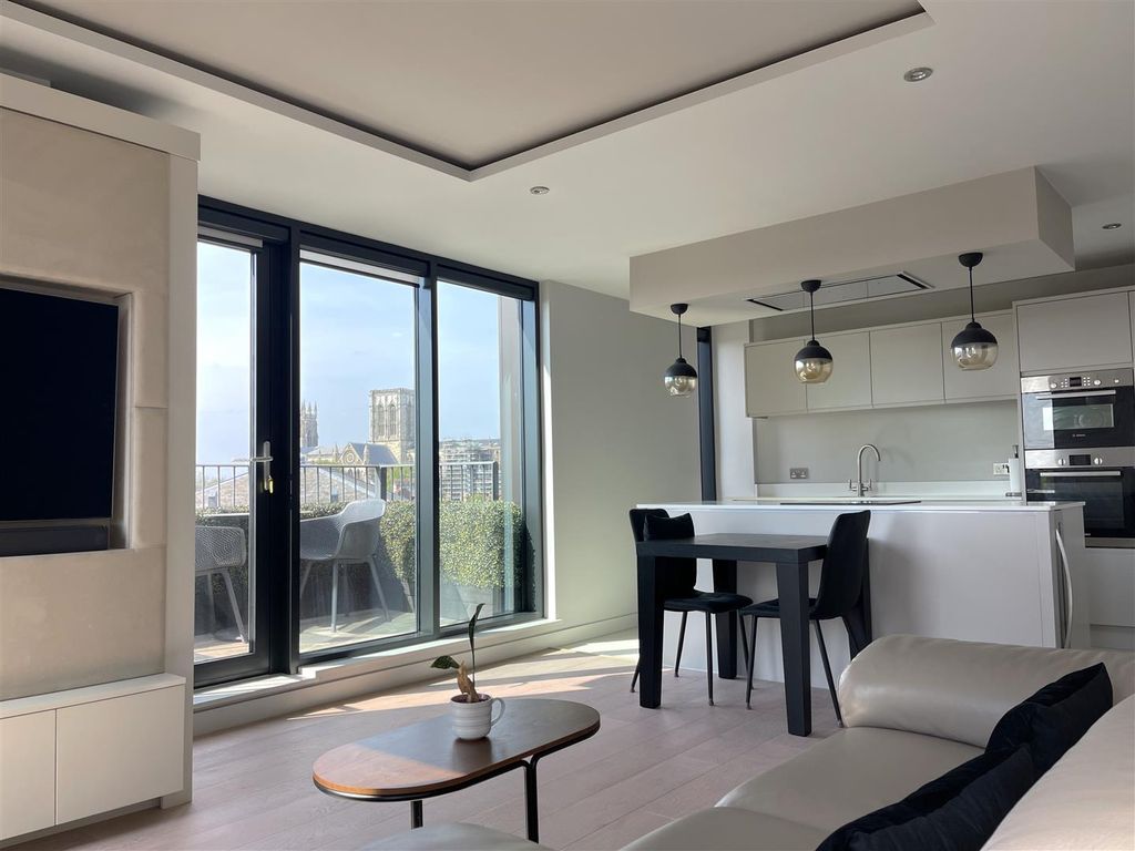 2 bed flat for saleStonebow House, Stonebow, York YO1 photo 2