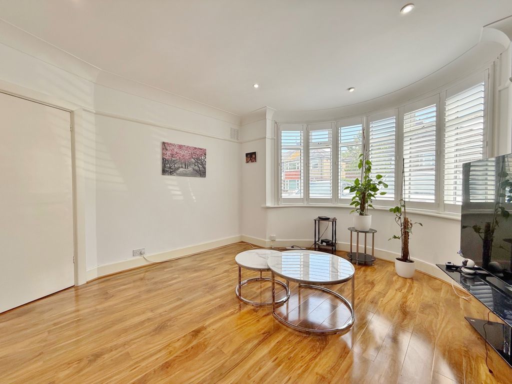 Additional image 21 of 3 bed detached house for saleLealand Road, Drayton, Portsmouth PO6