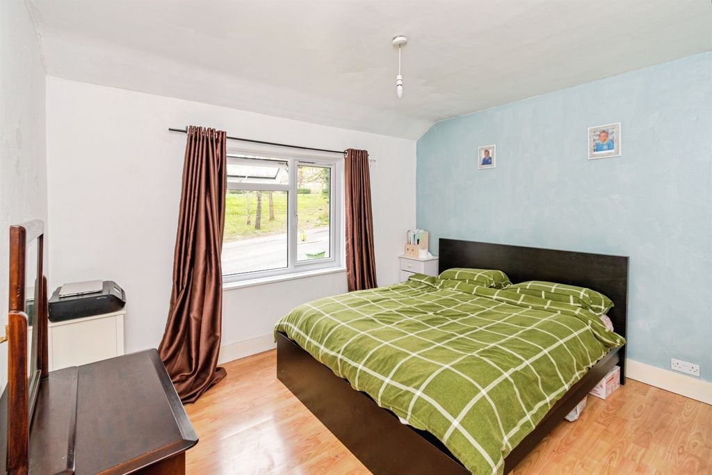 Additional image 11 of 3 bed semi-detached house for saleRomsey Road, Southampton SO16