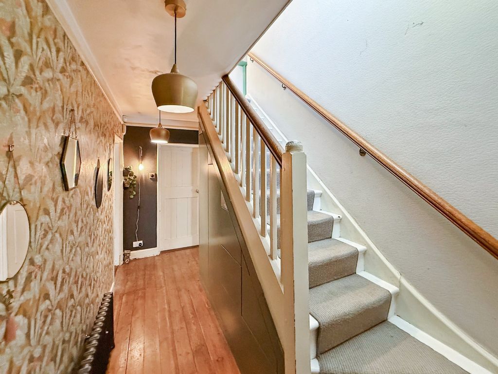 Additional image 19 of 5 bed detached house for saleChandlers Lane, Yateley, Hampshire GU46
