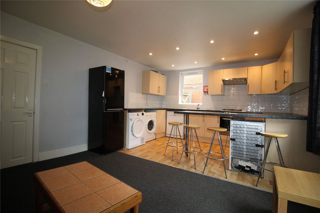 Additional image 3 of 4 bed detached house for saleOsborne Road South, Southampton, Hampshire SO17
