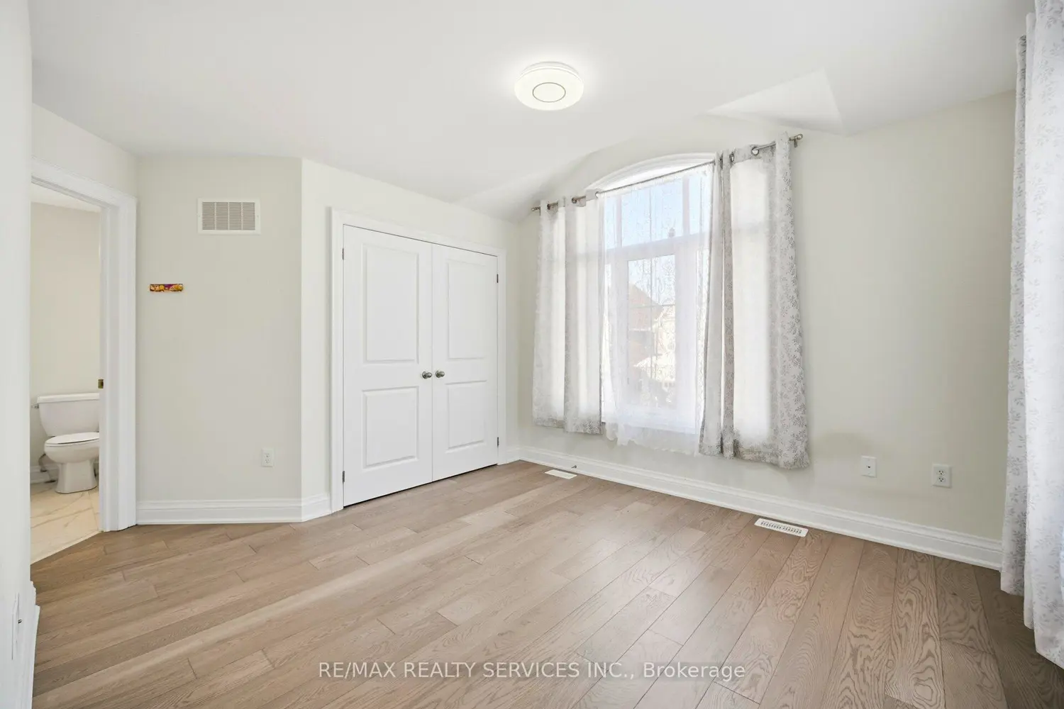 Additional image 14 of 15 Farringdon Crescent