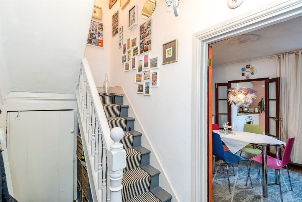Additional image 8 of 2 bed semi-detached house for saleCollege Road, Southampton SO19