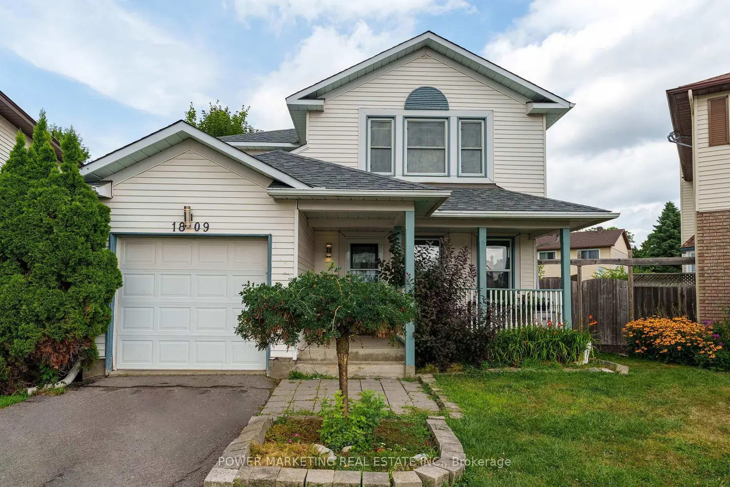 1809 Chopin Place