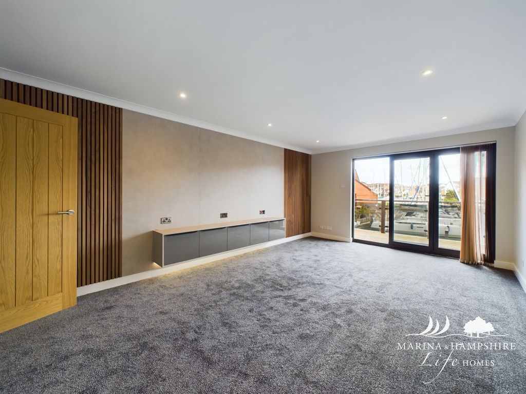 Additional image 4 of 3 bed terraced house for saleCarbis Close, Portsmouth PO6