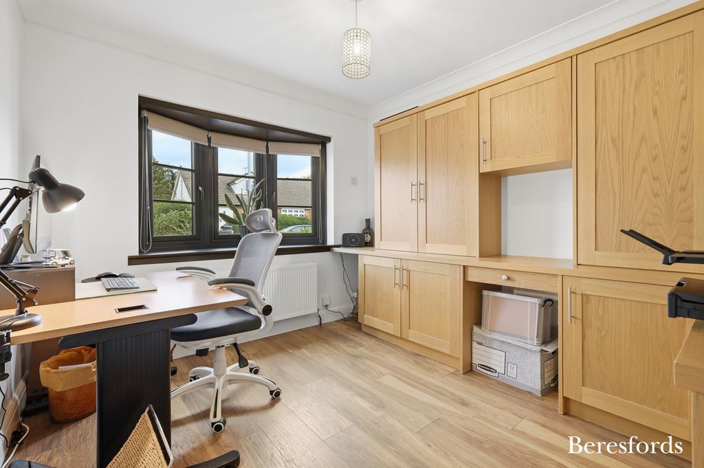 Additional image 7 of 4 bed detached house for saleLindon Road, Wickford SS11