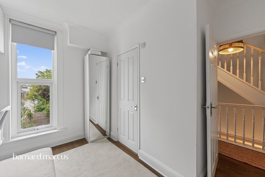 Additional image 13 of 2 bed maisonette for saleWashington Road, Worcester Park KT4