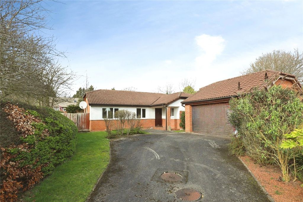 3 bed bungalow for saleThornycroft, Winsford, Cheshire CW7
