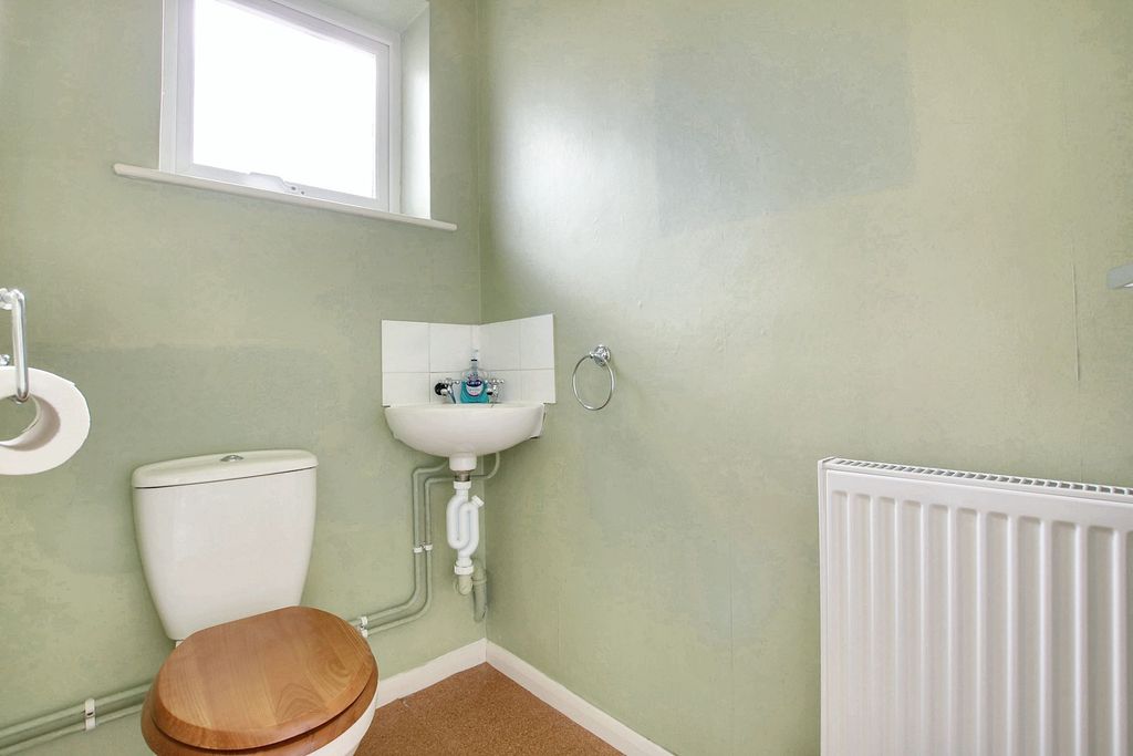 Additional image 16 of 4 bed semi-detached house for saleHidcote Road, Oadby LE2