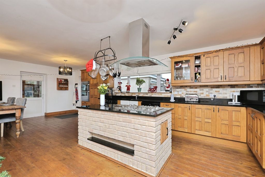 Additional image 4 of 4 bed detached bungalow for saleBellrope Lane, Wymondham NR18