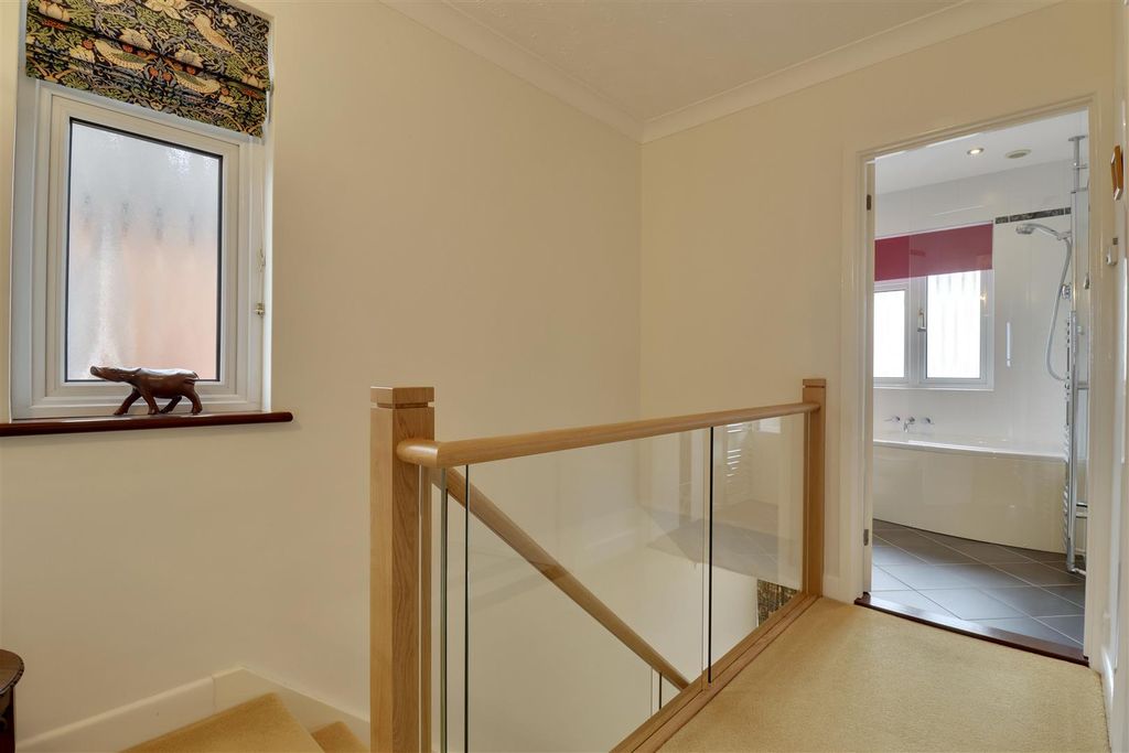 Additional image 12 of 3 bed detached house for saleBlake Road, Drayton, Portsmouth PO6