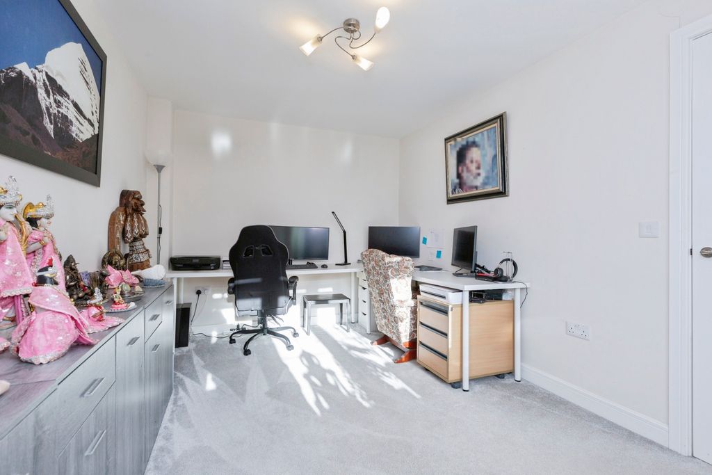 Additional image 12 of 4 bed detached house for saleStacey Avenue, Leicester LE7