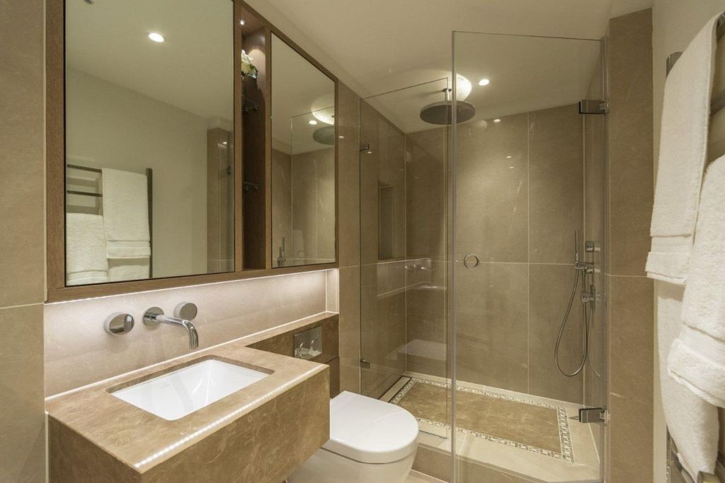 Additional image 16 of 3 bed flat for saleFlat, Star & Garter House, Richmond Hill, Richmond TW10