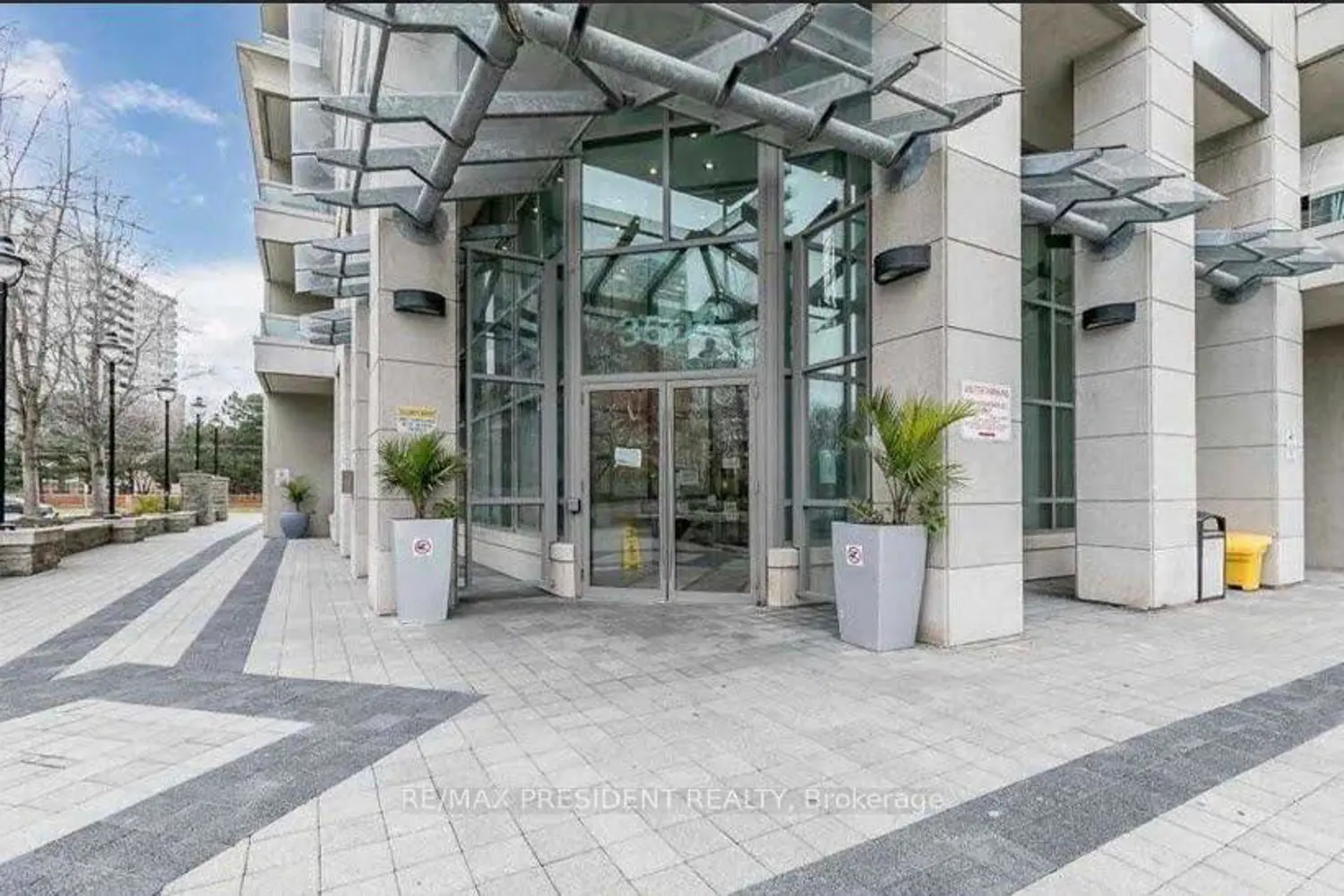 Additional image 2 of 3504 Hurontario Street 801