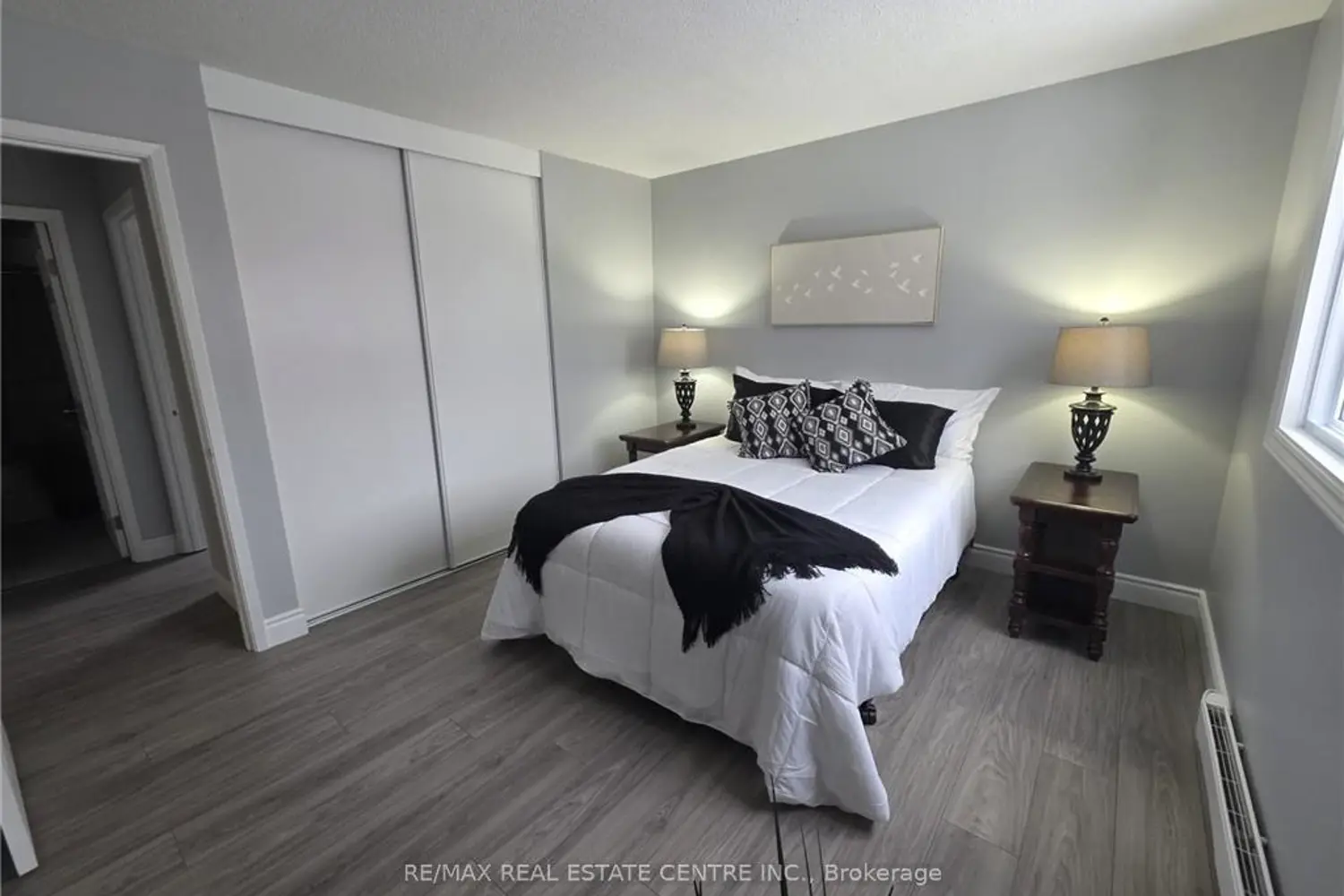Additional image 17 of 565 Greenfield Avenue 106