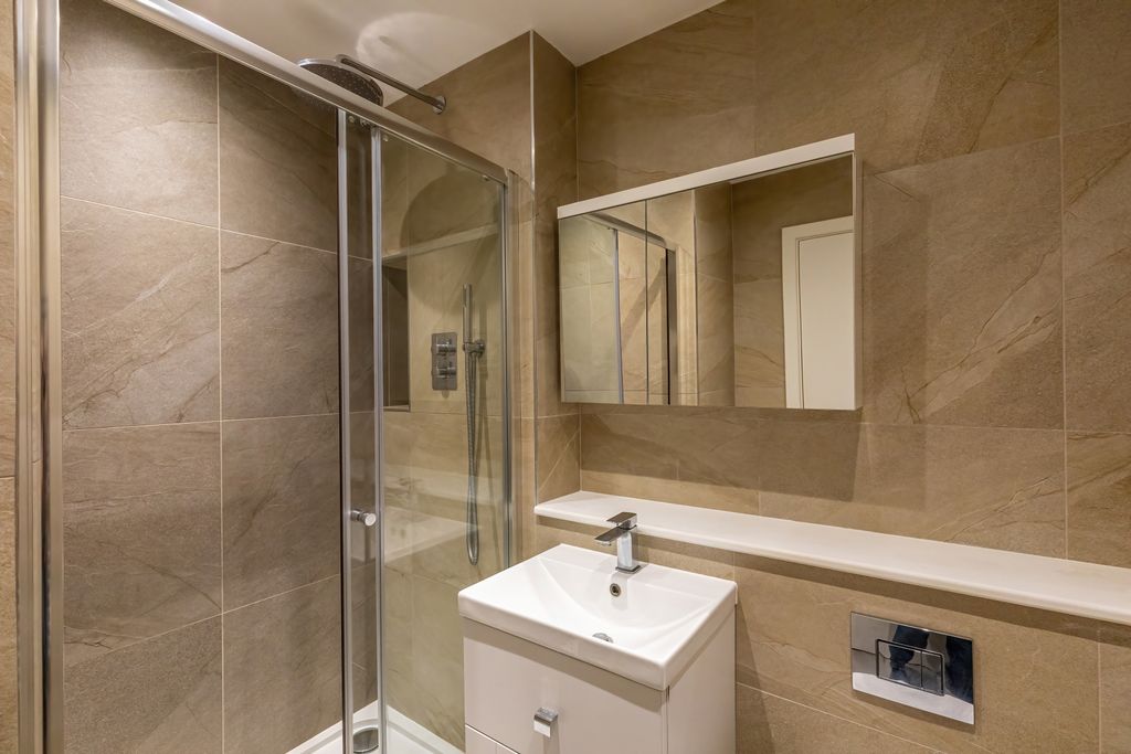 Additional image 6 of 1 bed flat for saleRomsey Road, Southampton SO16