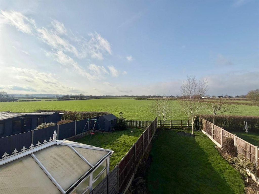 Additional image 16 of 3 bed semi-detached house for saleGreylag Close, Whetstone, Leicester LE8