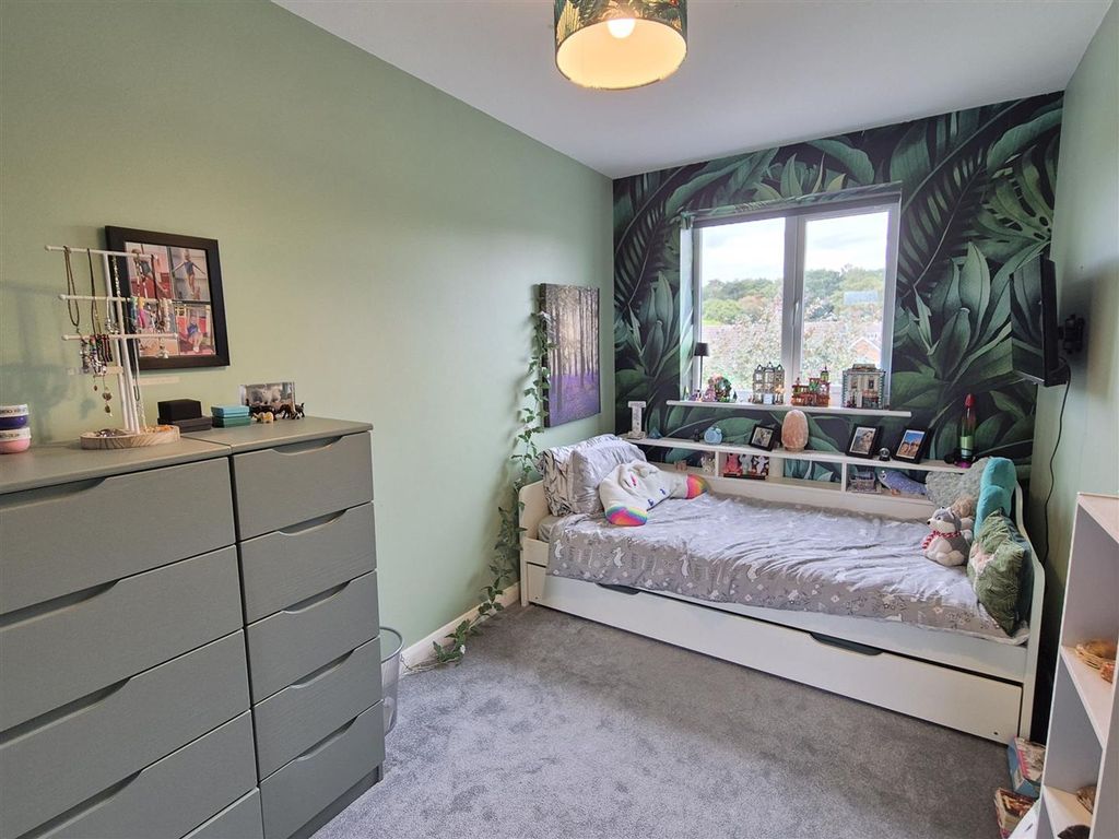 Additional image 12 of 4 bed semi-detached house for saleRedmoor Close, Market Bosworth CV13