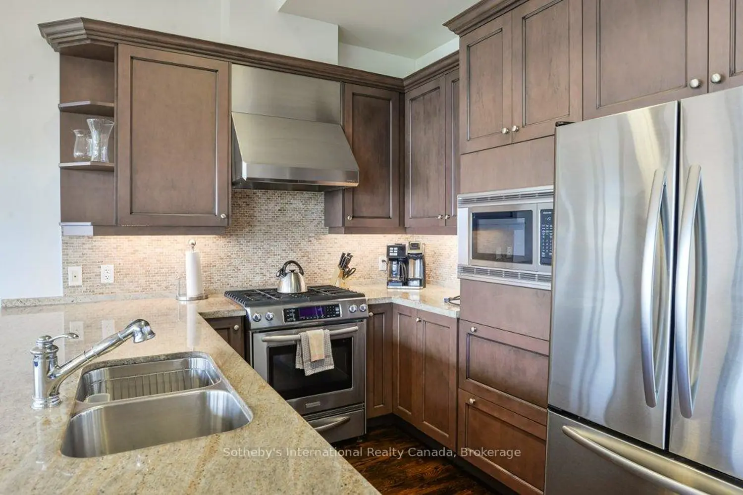 Additional image 7 of 1869 Muskoka Road 118 T202 (A2)