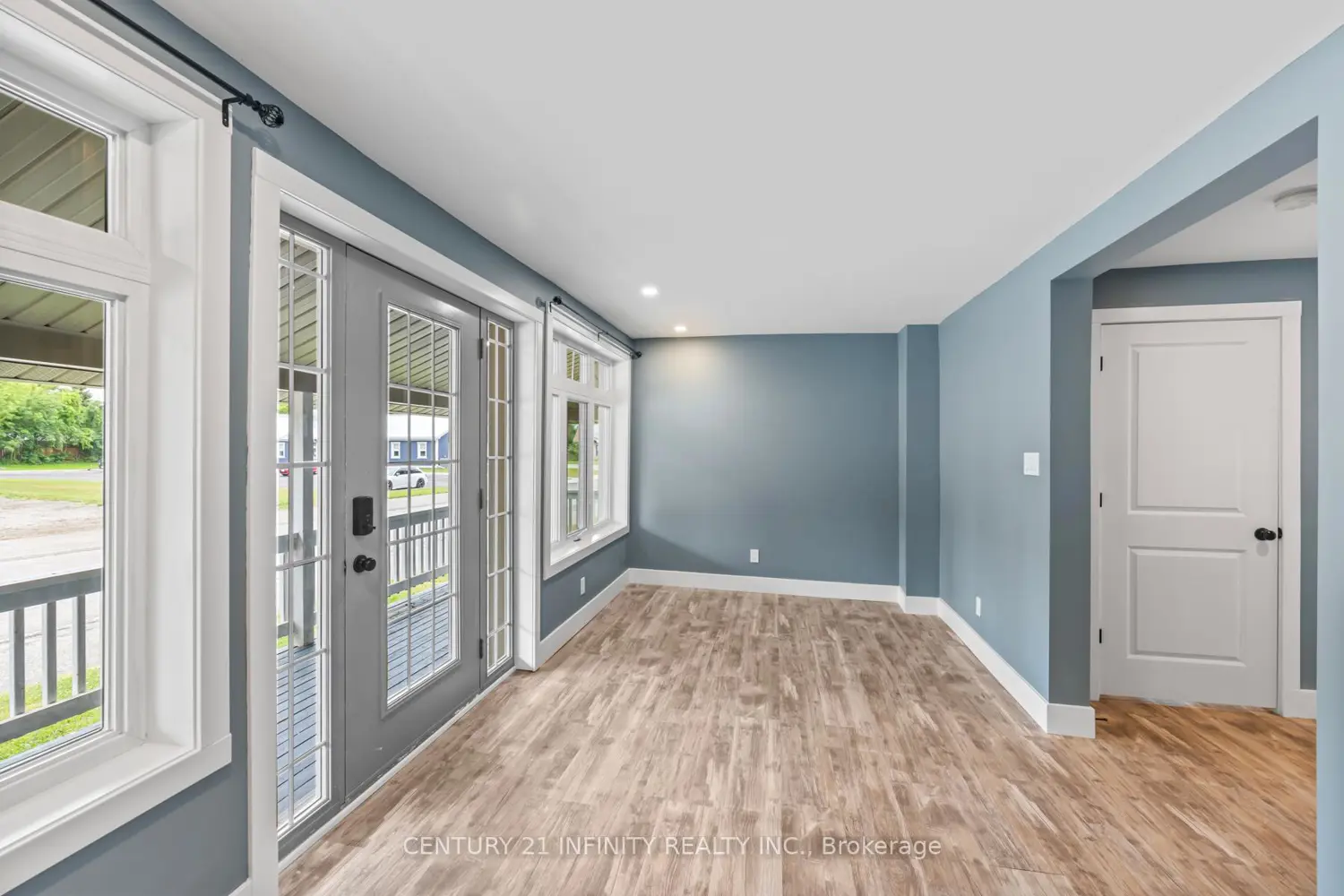 Additional image 16 of 11 Campbell Street