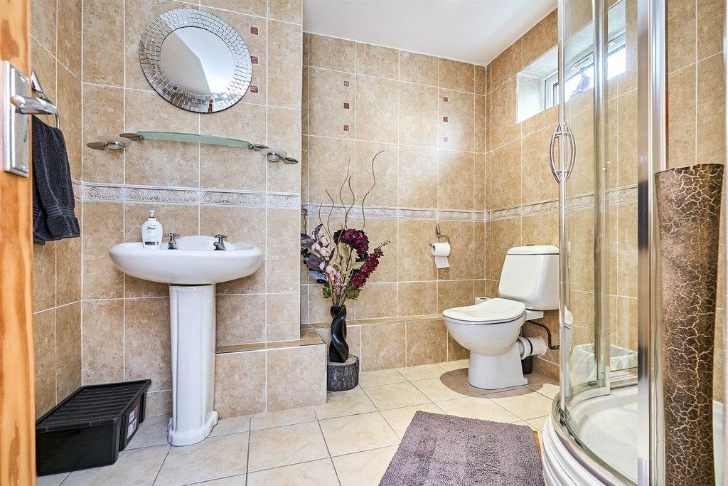 Additional image 18 of 4 bed detached house for saleStourbridge Road, Penn, Wolverhampton WV4