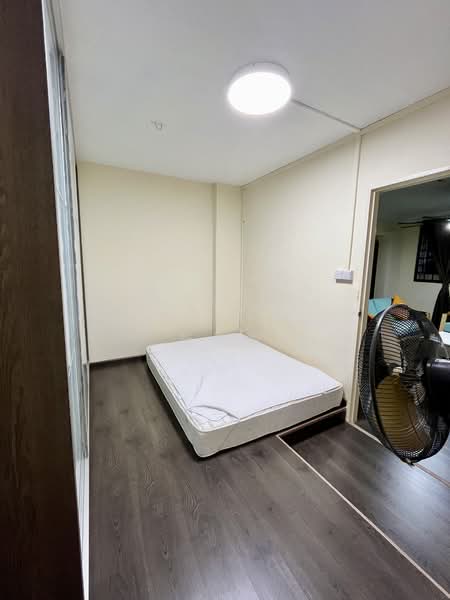 Additional image 9 of 826 Jurong West Street 81
