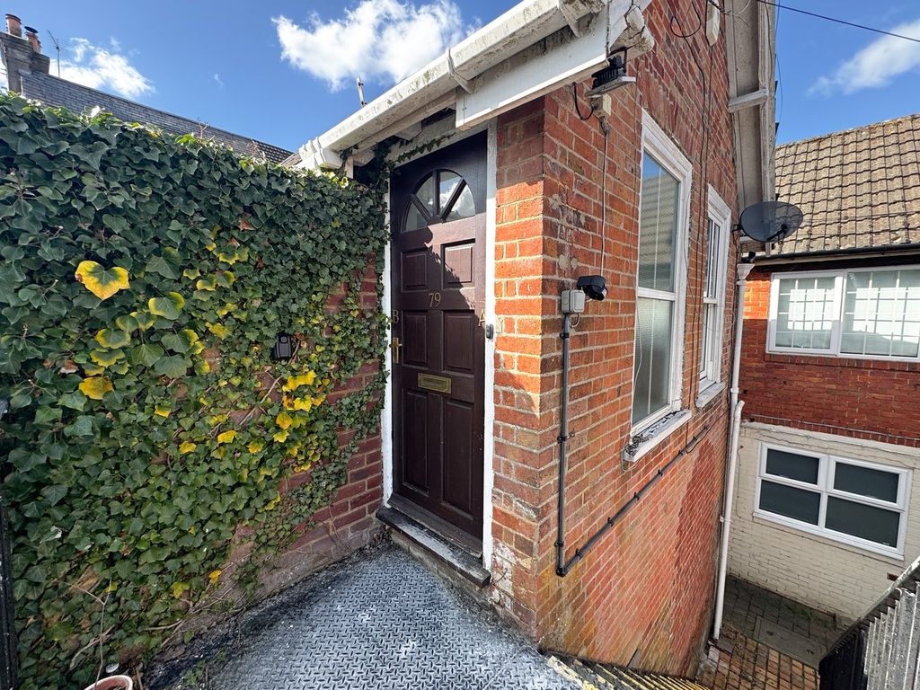 Additional image 11 of 1 bed flat for saleHigh Street, Wimborne BH21