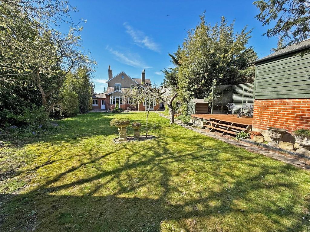 Additional image 30 of 4 bed property for saleClifford Grove, Ashford TW15