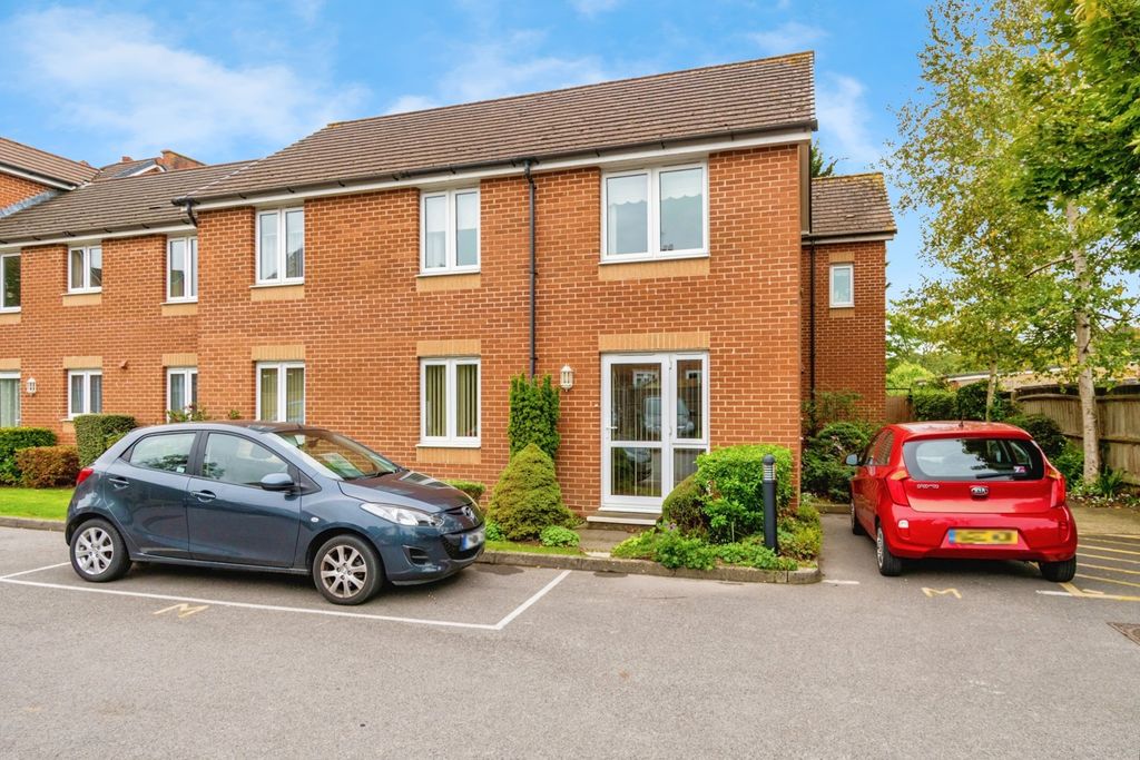 Additional image 18 of 2 bed flat for saleOakley Road, Southampton, Hampshire SO16