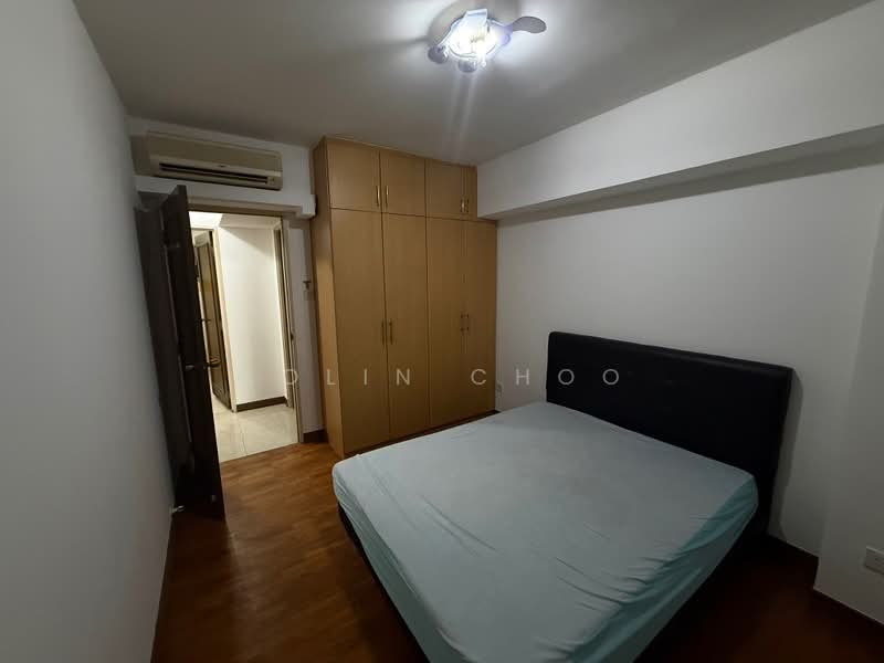 403A Fernvale Lane photo 2