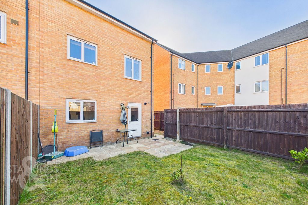 Additional image 17 of 4 bed end terrace house for saleJutland Rise, Wymondham NR18