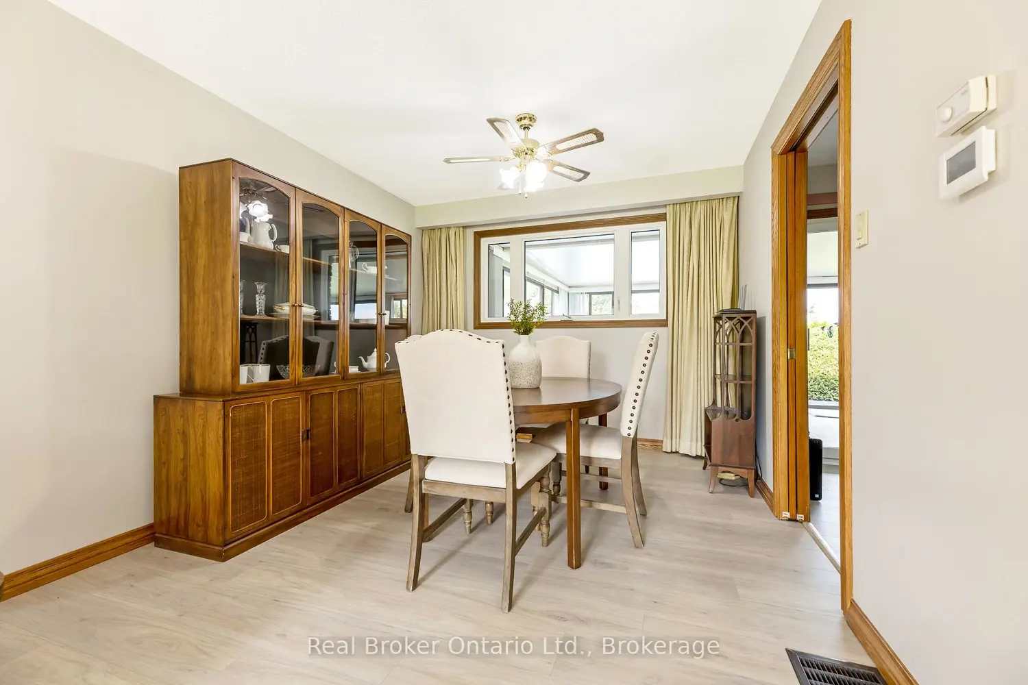 9412 Sideroad 17