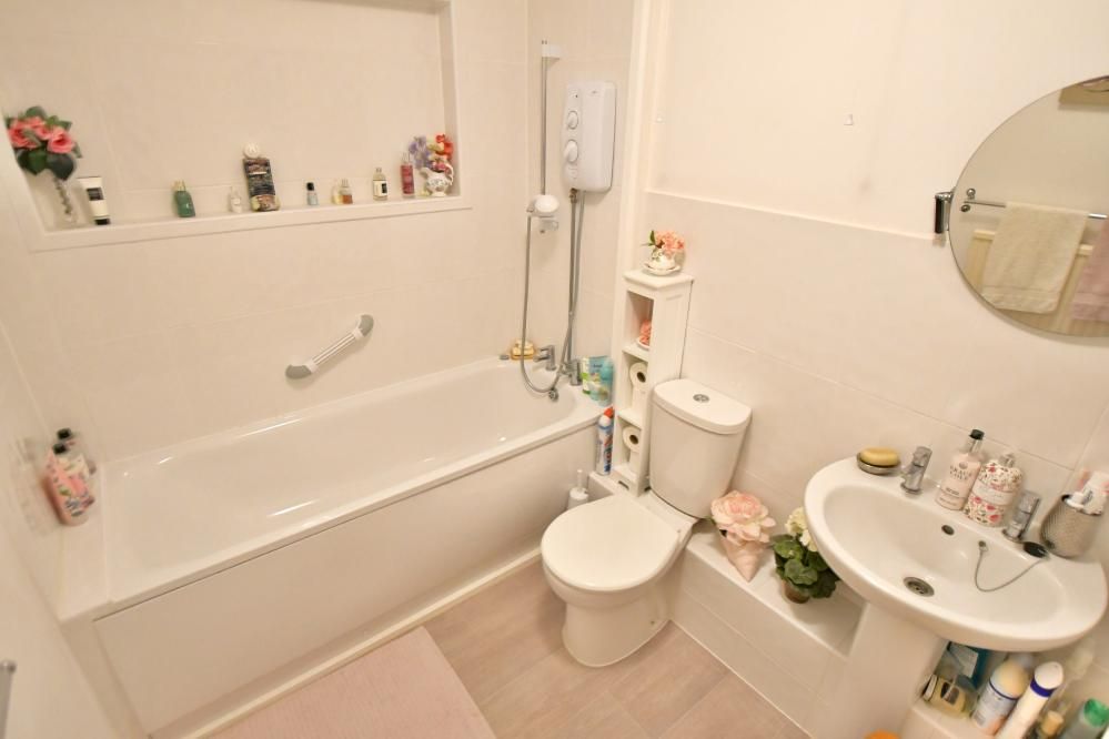 Additional image 10 of 2 bed flat for saleAllenview Road, Wimborne BH21