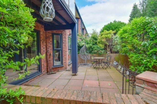 Additional image 10 of 2 bed flat for saleKnutsford Road, Wilmslow SK9