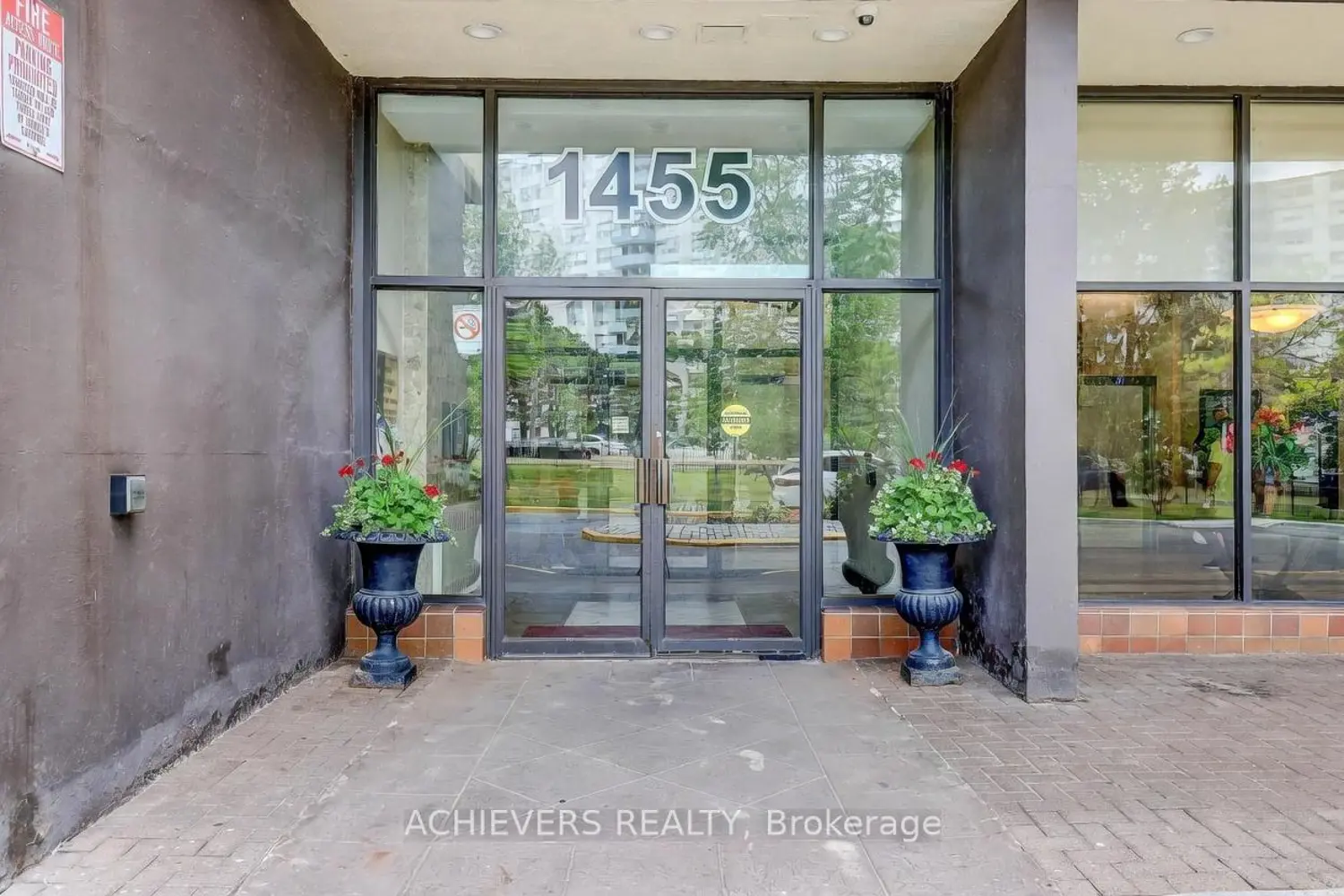 Additional image 3 of 1455 Lawrence Avenue 1004