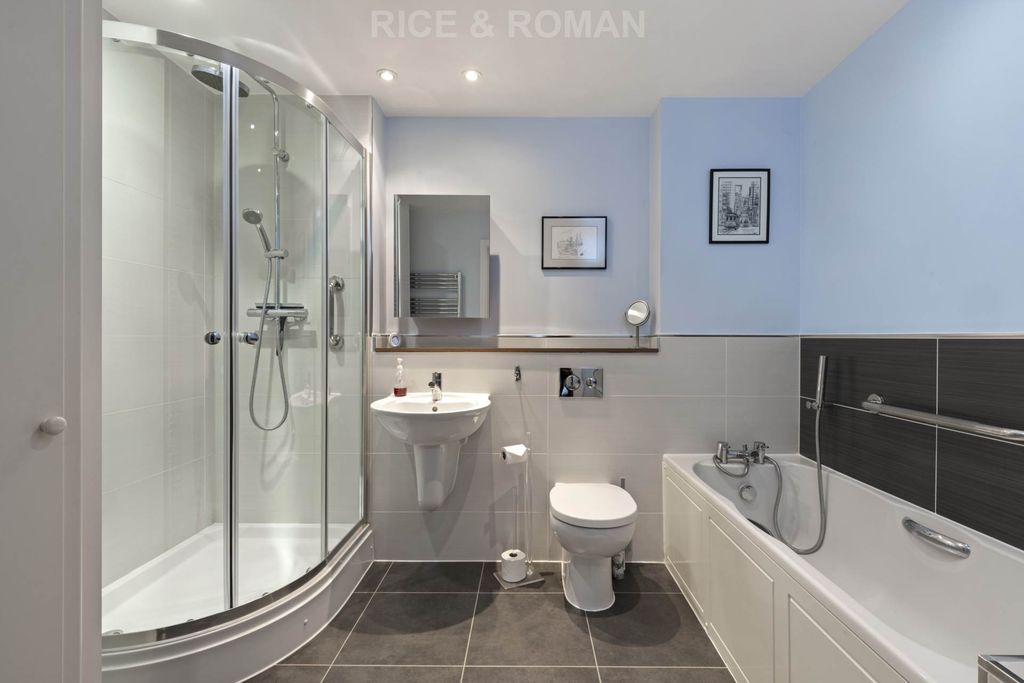 Additional image 12 of 2 bed flat for saleAcademy House, Wokingham RG40