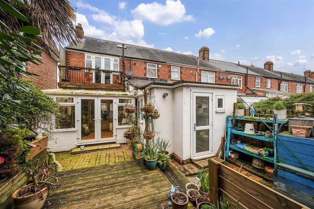 Additional image 21 of 3 bed property for saleNorthern Parade, Portsmouth PO2