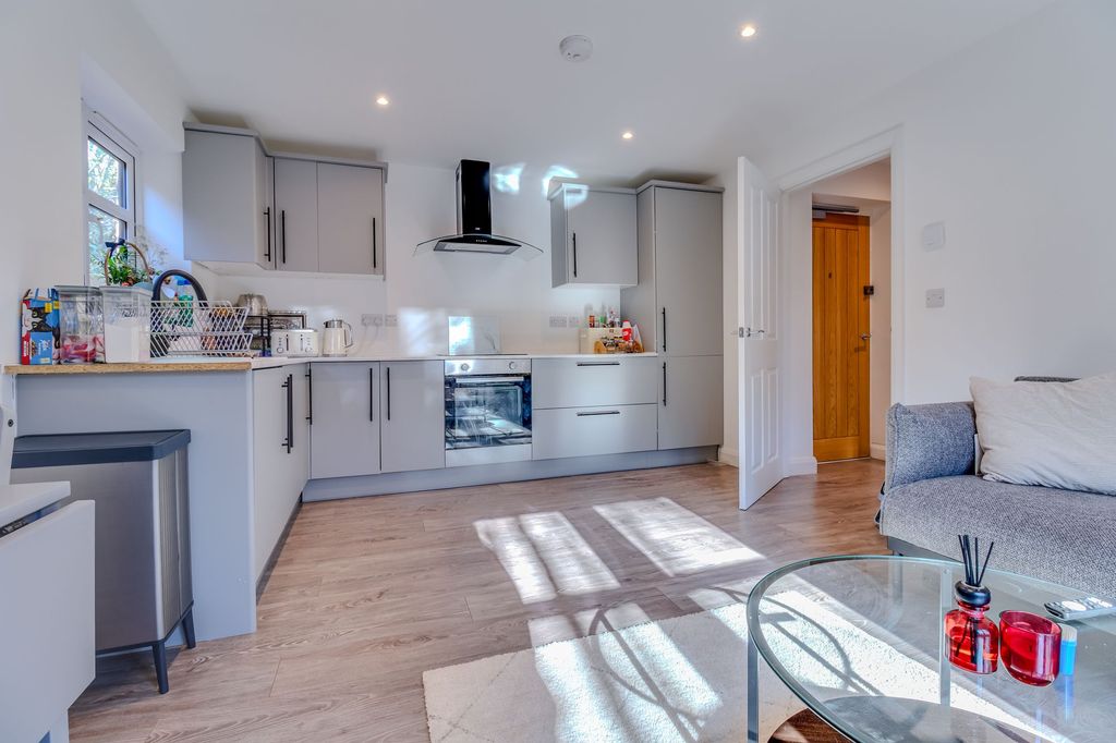 Additional image 20 of 4 bed property for saleStamford Street, Glenfield LE3