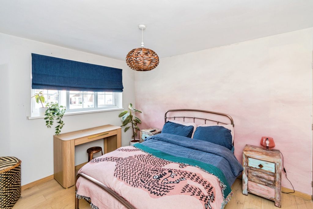 Additional image 9 of 3 bed semi-detached house for saleGoldcrest Gardens, Southampton, Hampshire SO16