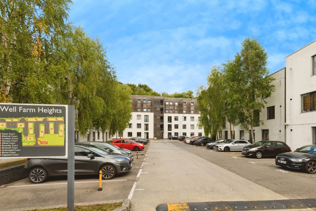 Additional image 6 of 2 bed flat for saleGodstone Road, Whyteleafe CR3