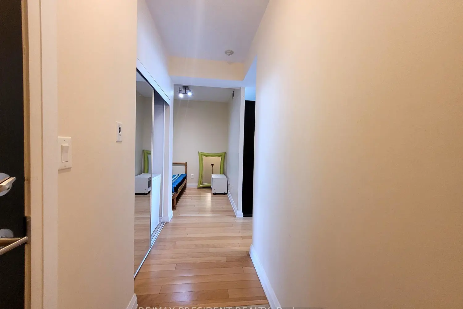 Additional image 3 of 3504 Hurontario Street 801