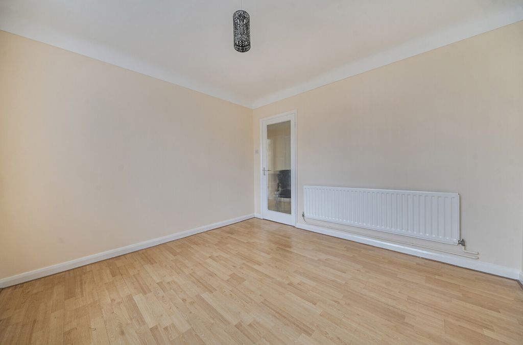 Additional image 5 of 2 bed flat for saleLeigh Road, Highfield, Southampton, Hampshire SO17