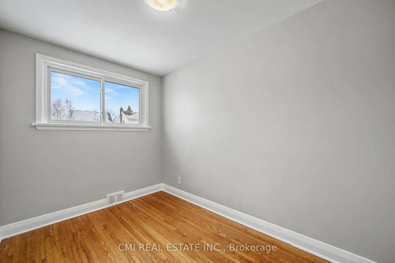 Additional image 11 of 68 Queen Street