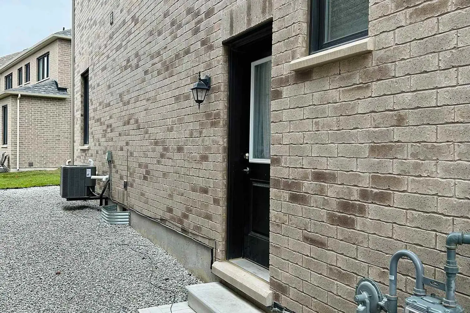 Additional image 7 of 441 Bergamot Avenue