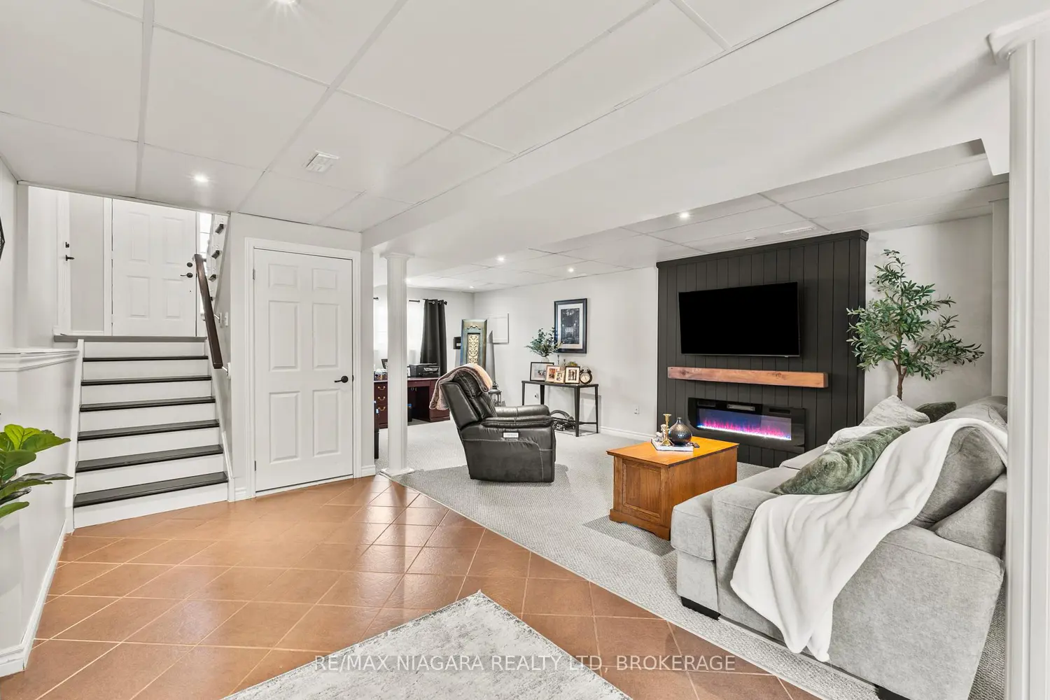 Additional image 11 of 232 Regatta Drive